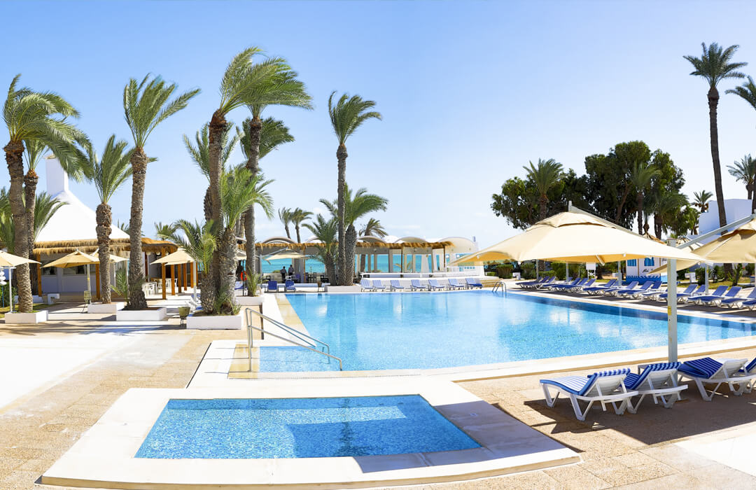 Hari Club Beach Resort