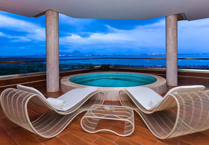 ADAM LES BERGES DU LAC TUNIS SUITES