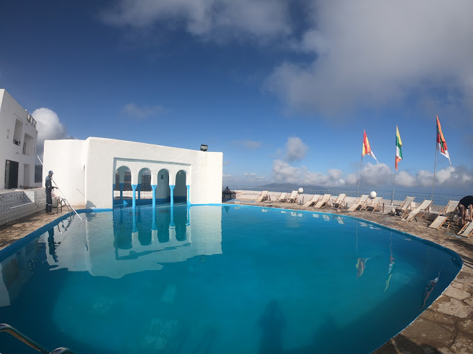 Le Cheval Blanc (Oran)