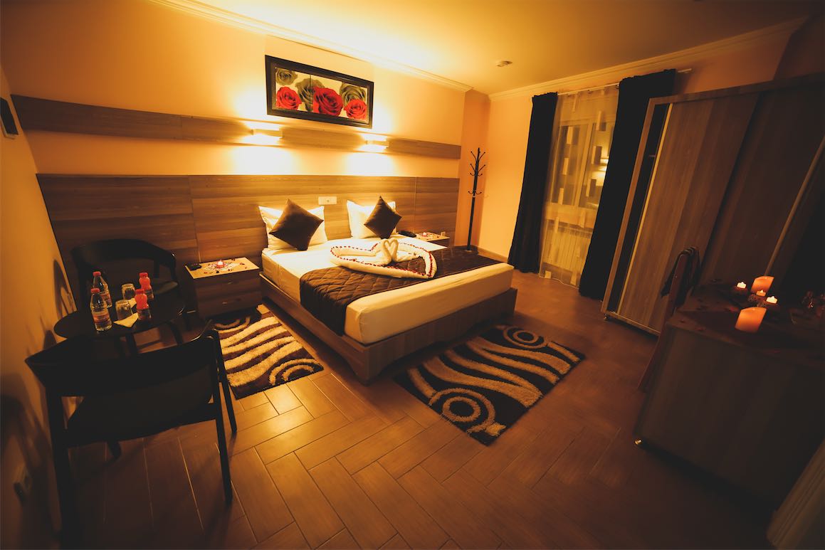 HOTEL ESCALE