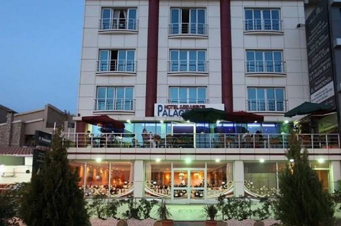 Hotel Veneria Russicada